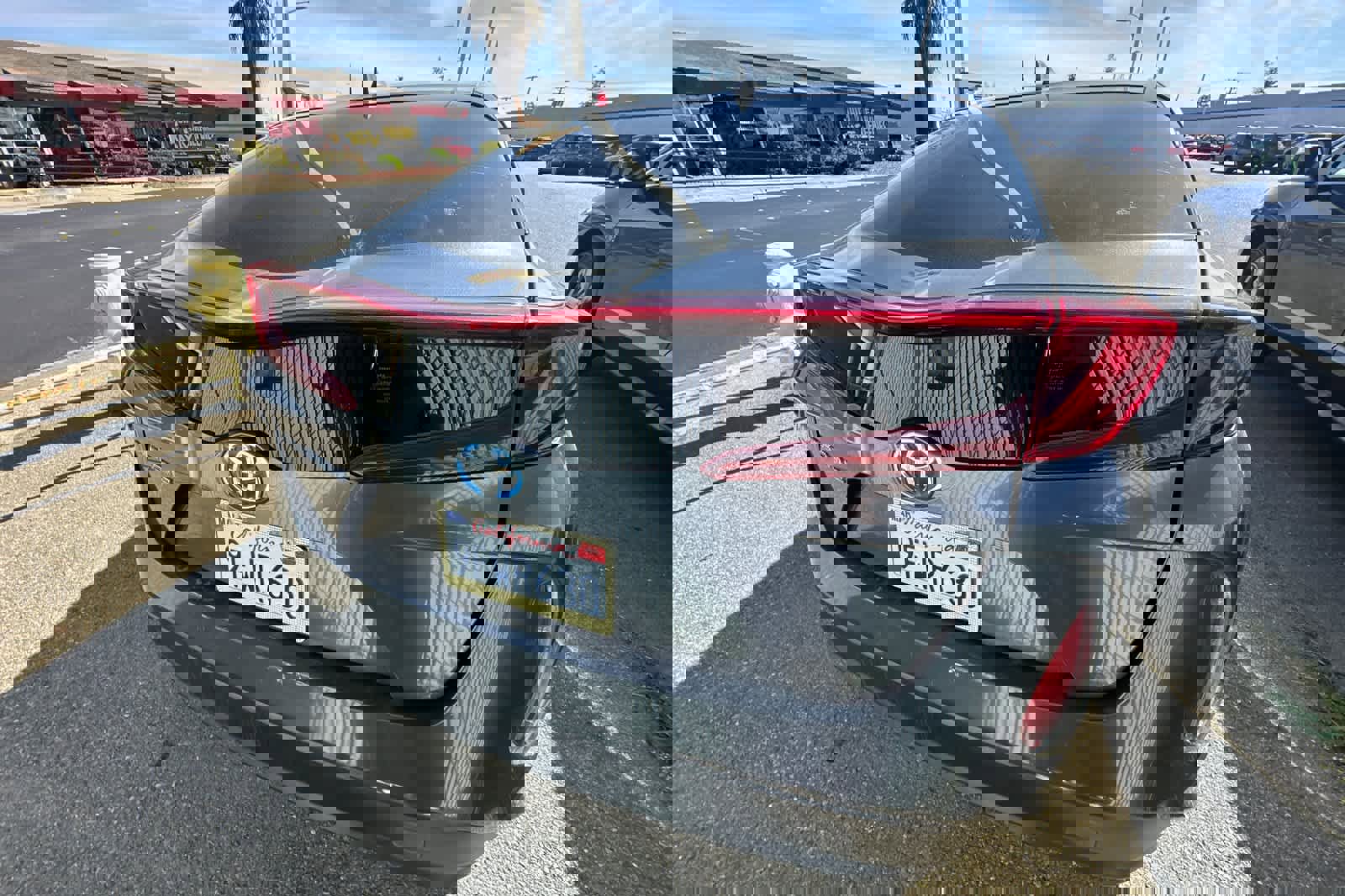 Used 2017 Toyota Prius Prime Plus image 5