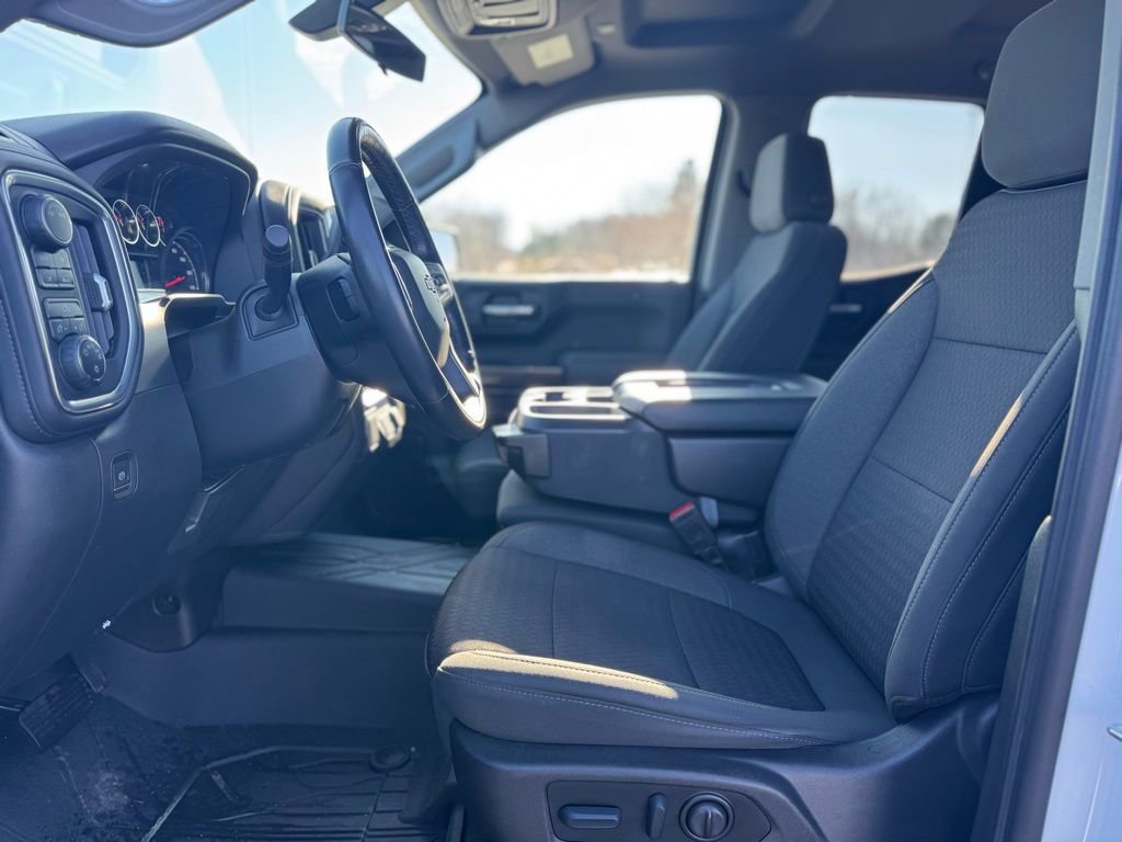 Used 2022 Chevrolet Silverado 1500 LT w/ Bed Protection Package image 16