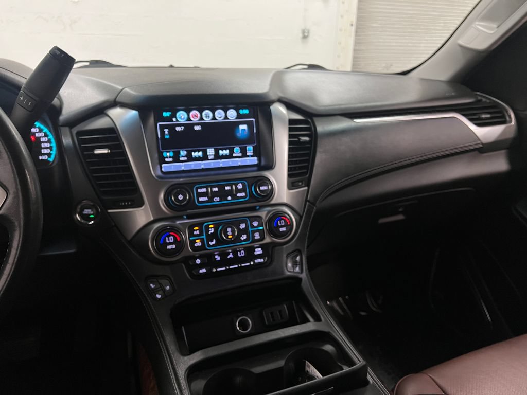 Used 2019 Chevrolet Tahoe Premier w/ Premier Plus Edition AWD/4WD image 19