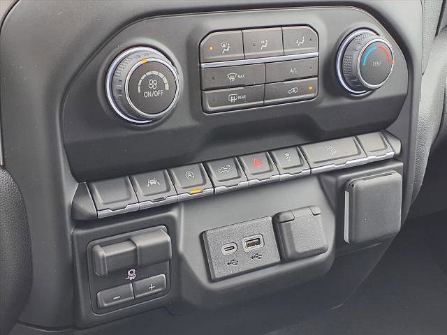 New 2026 Chevrolet Silverado 1500 Custom Trail Boss w/ LPO, Dark Essentials Package image 10