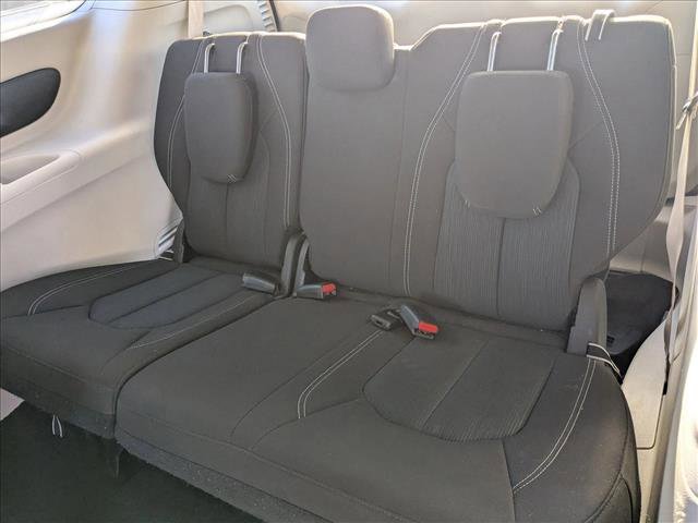Used 2022 Chrysler Voyager LX image 18