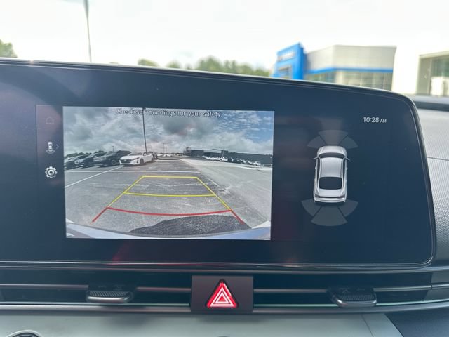 Used 2024 Hyundai Elantra Limited FWD image 19