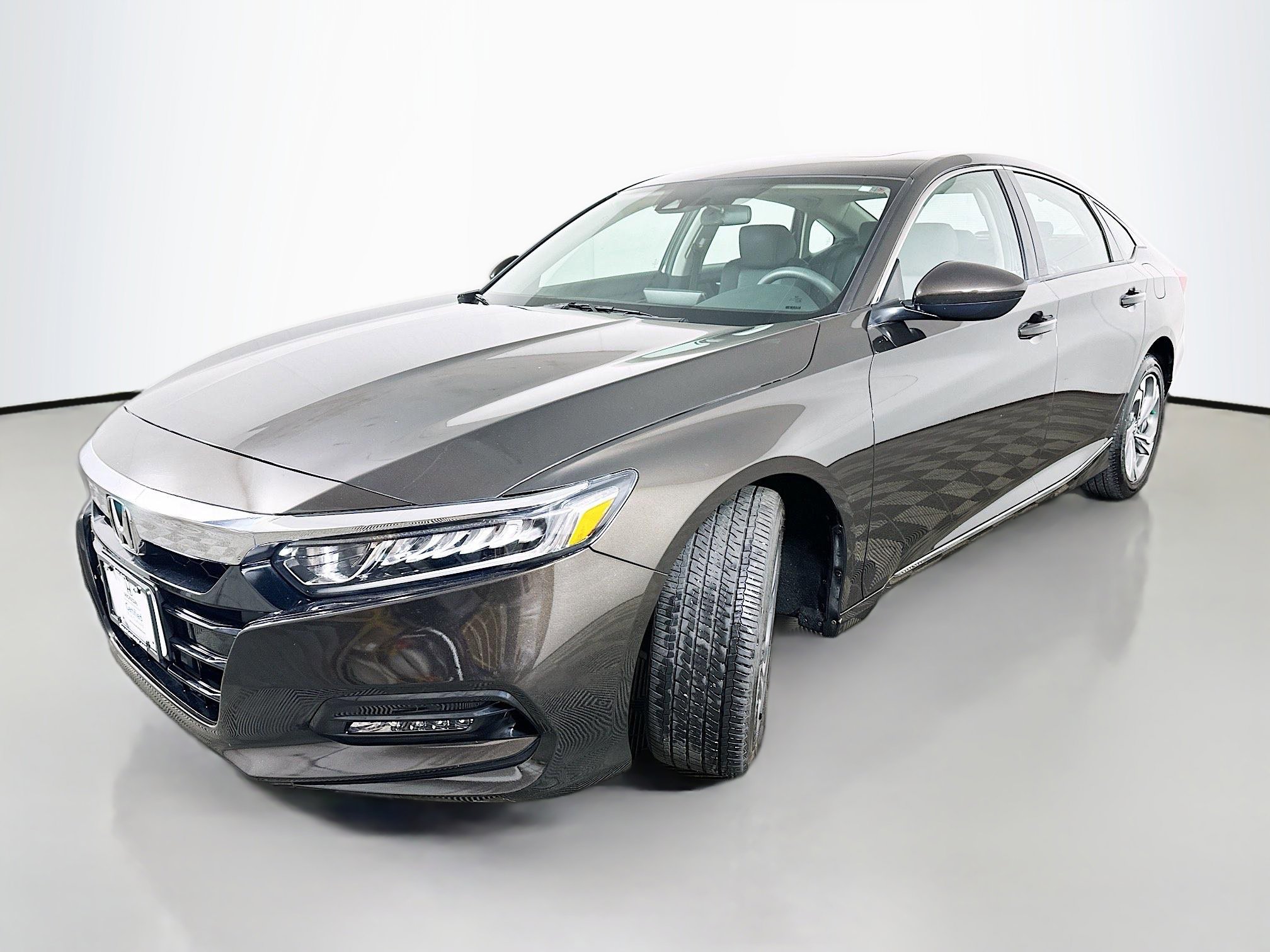 Used 2018 Honda Accord EX image 3