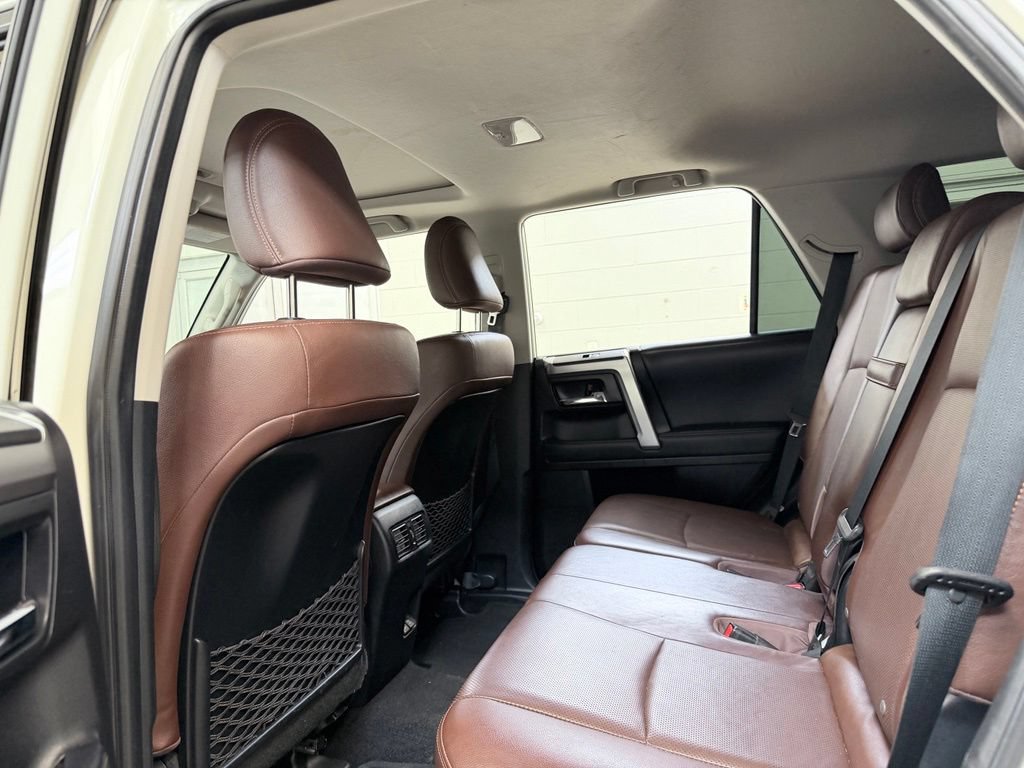 Used 2020 Toyota 4Runner Limited AWD/4WD image 23