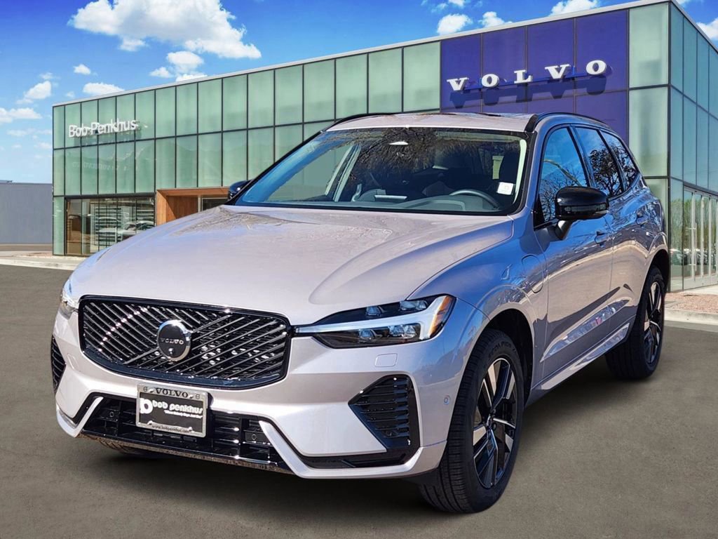 New 2026 Volvo XC60 T8 Plus w/ Protection Package Premier image 22
