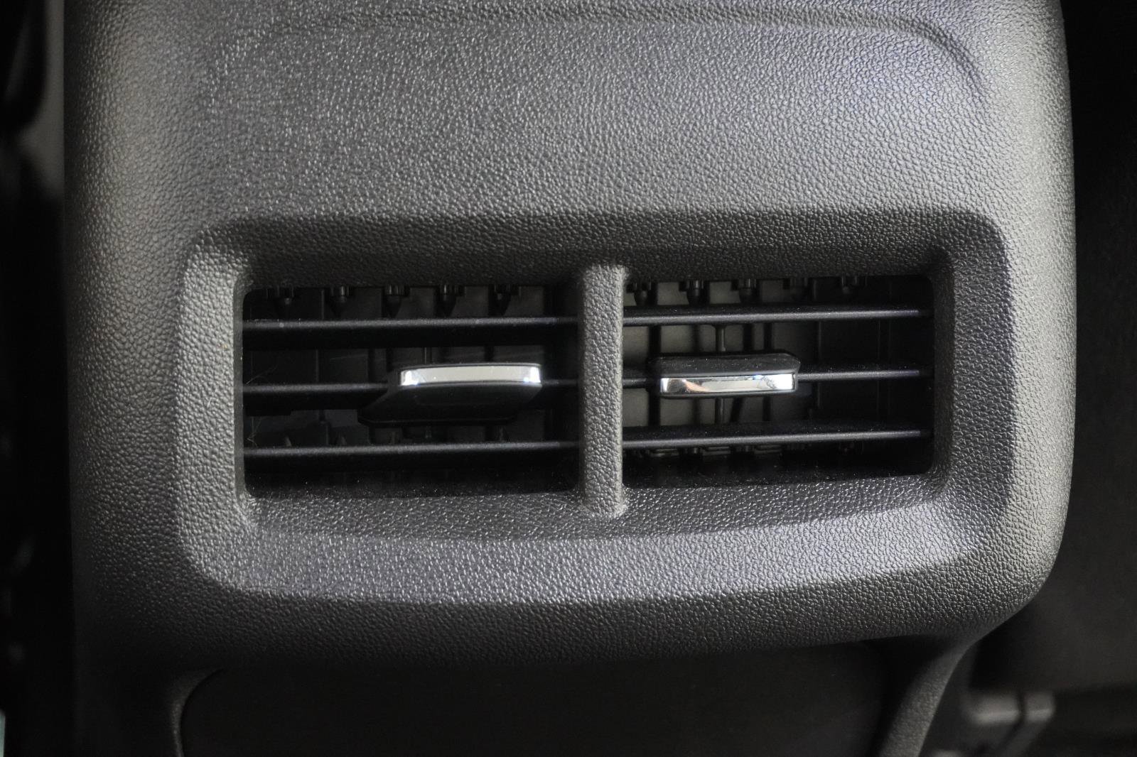 Used 2023 Chevrolet Equinox LS w/ LS Convenience Package image 34