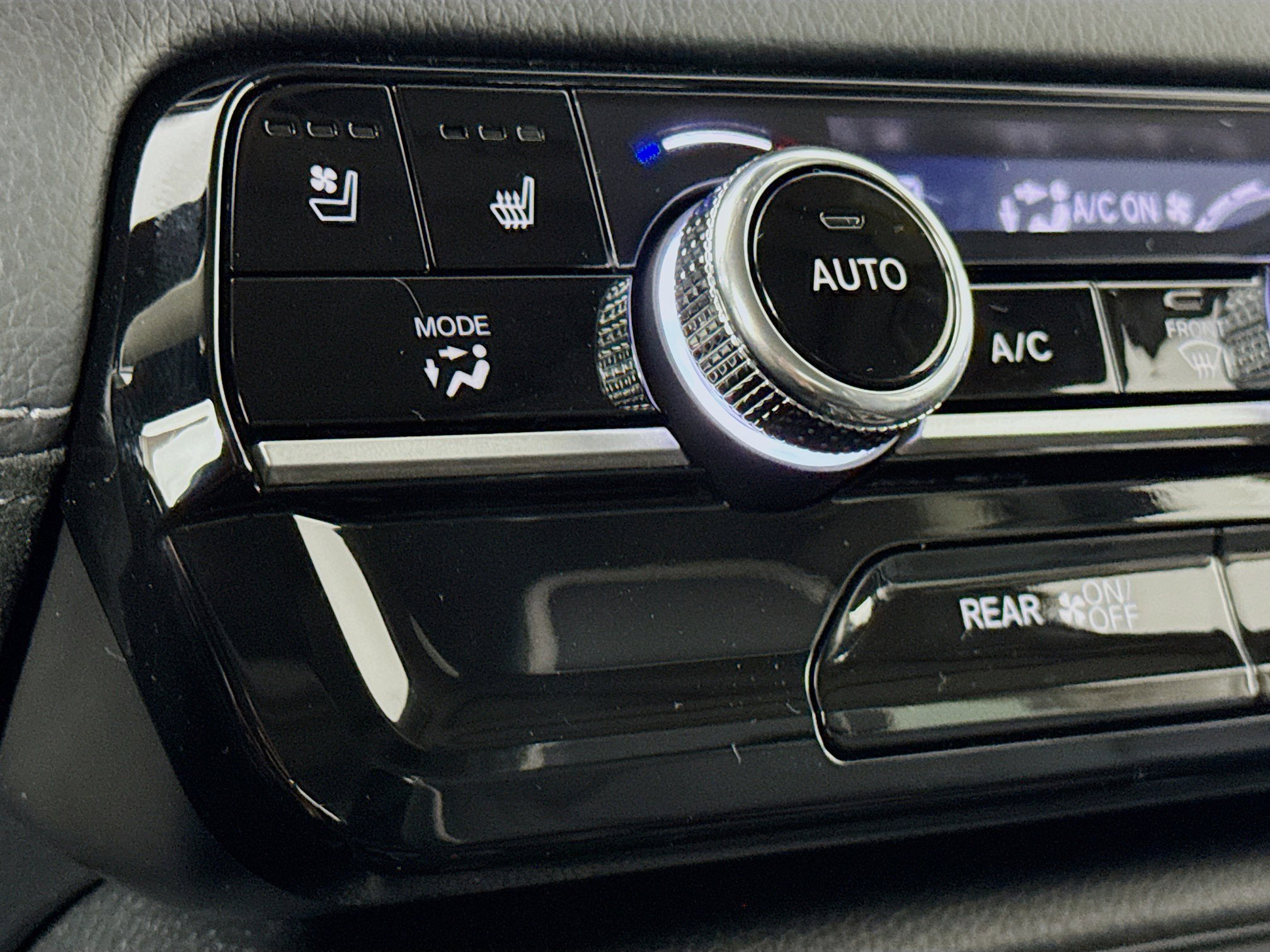 New 2026 Honda Pilot Elite image 21