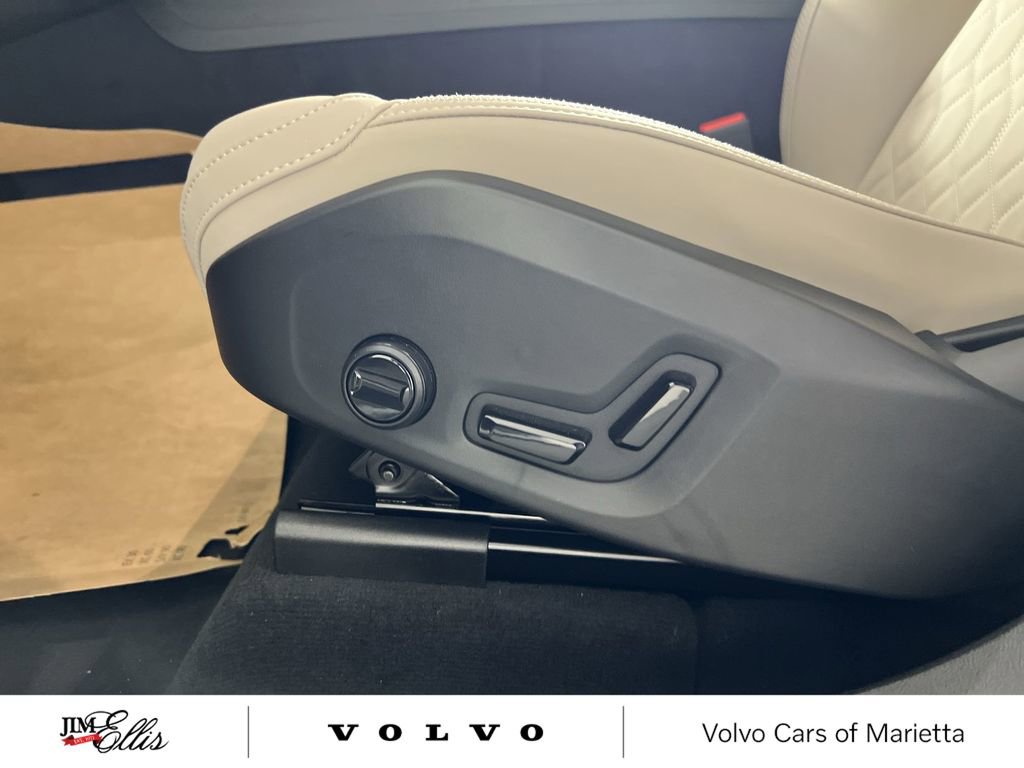 New 2026 Volvo XC60 B5 Plus w/ Protection Package Premier image 14