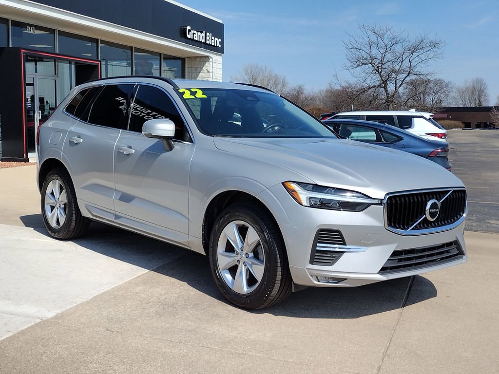 Used 2022 Volvo XC60 B5 Momentum image 13