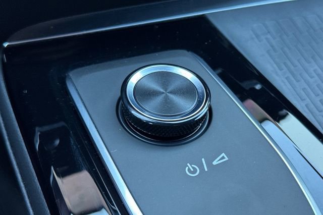 Used 2025 Buick Enclave Preferred image 33