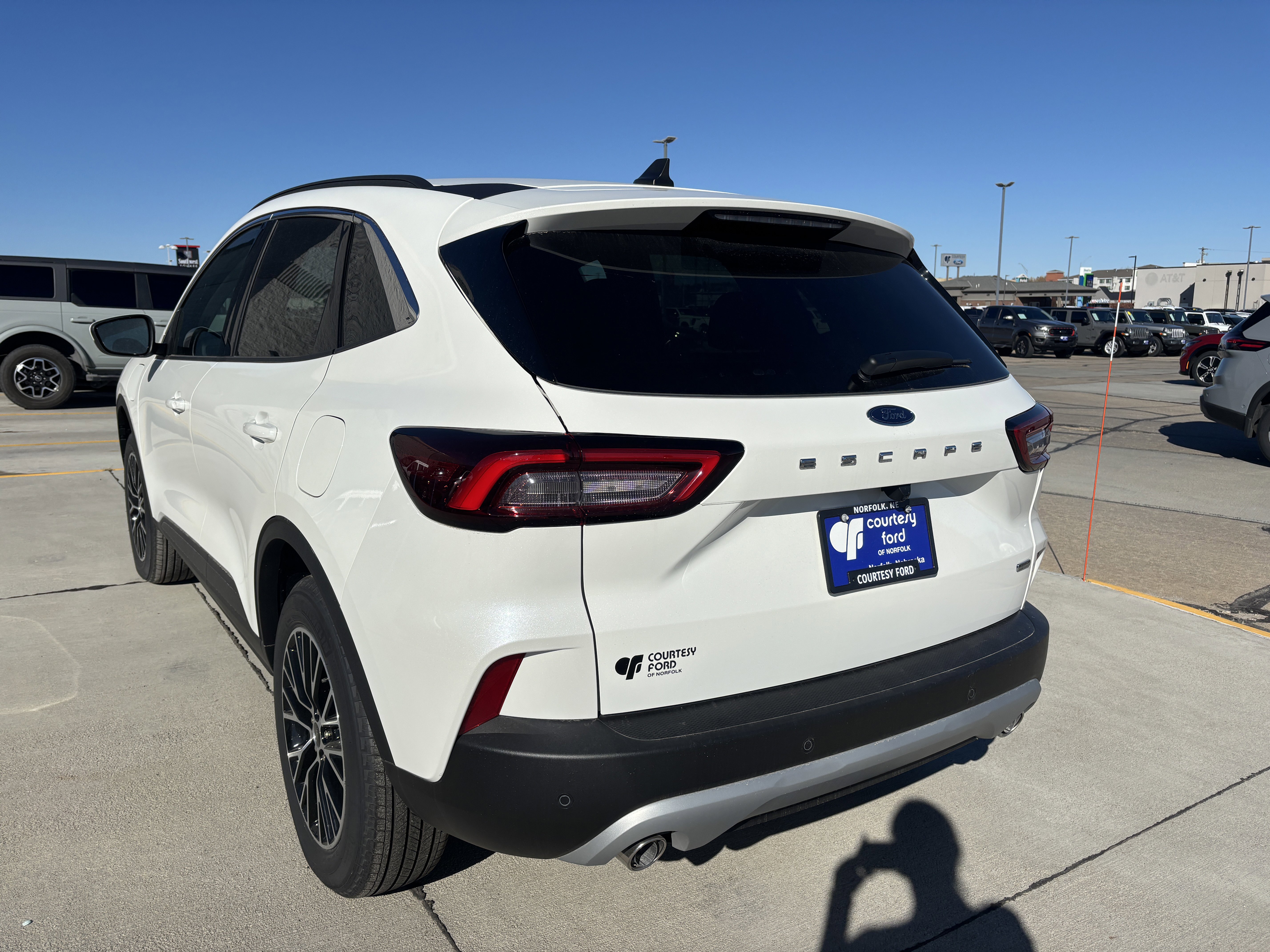 Used 2024 Ford Escape SE image 6