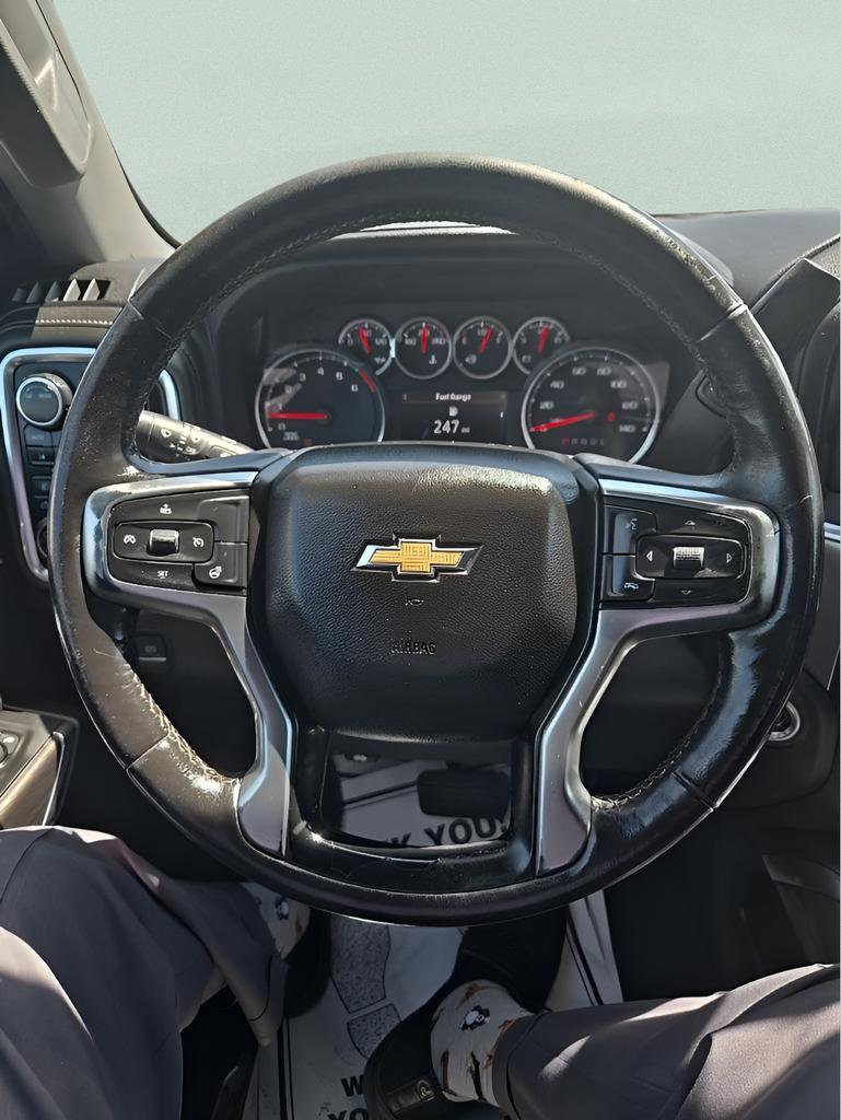 Used 2021 Chevrolet Silverado 2500 LTZ AWD/4WD image 16