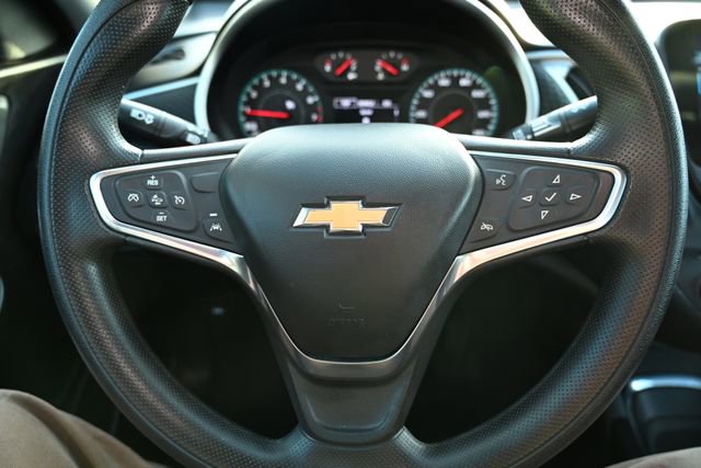 Used 2024 Chevrolet Malibu LT image 37