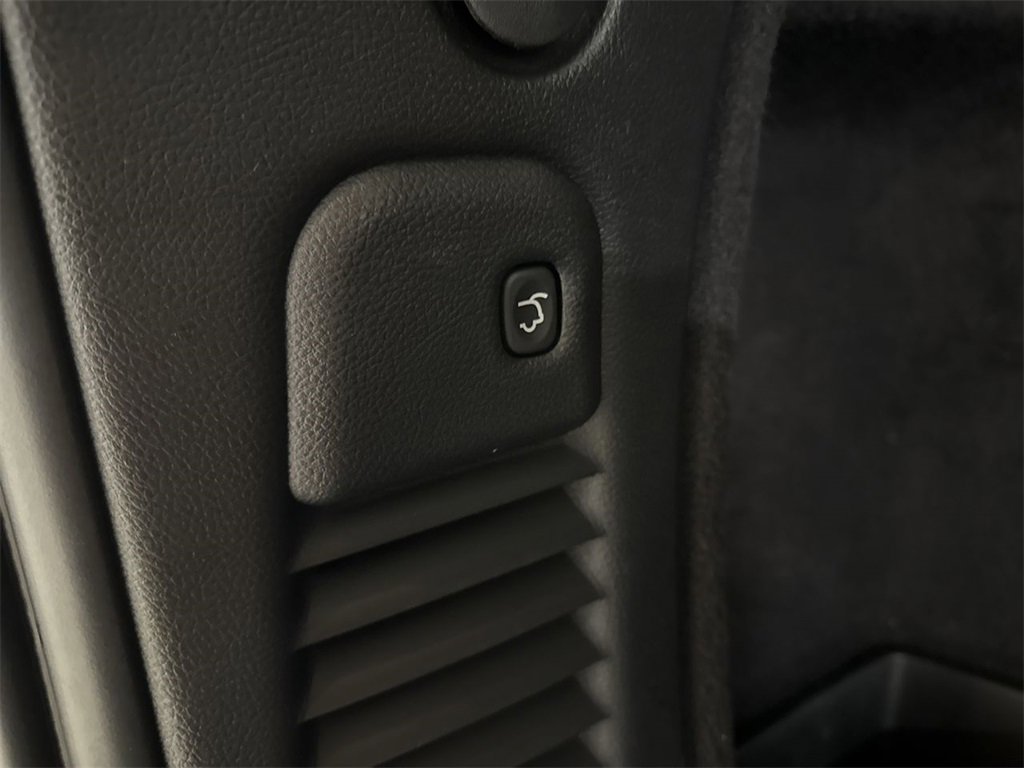 Used 2024 Dodge Durango GT image 30