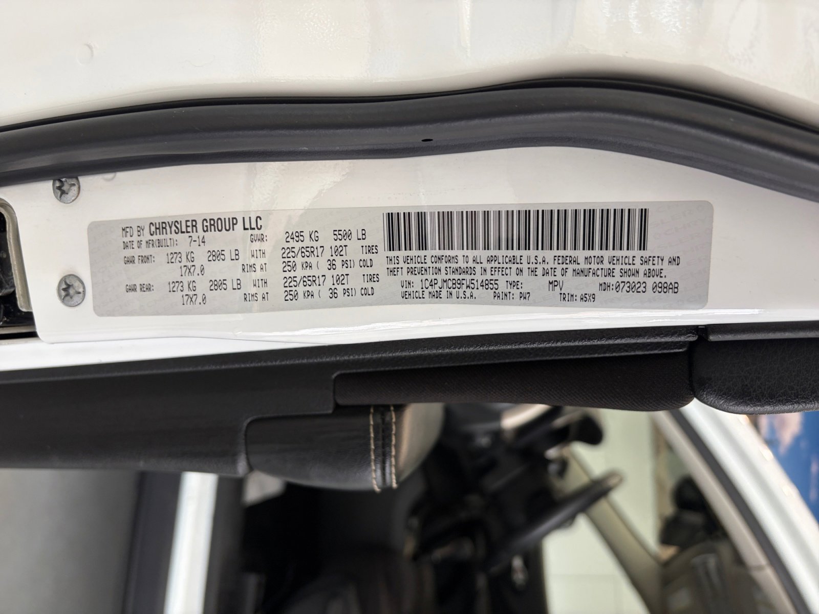 Used 2015 Jeep Cherokee Latitude w/ Cold Weather Group image 30