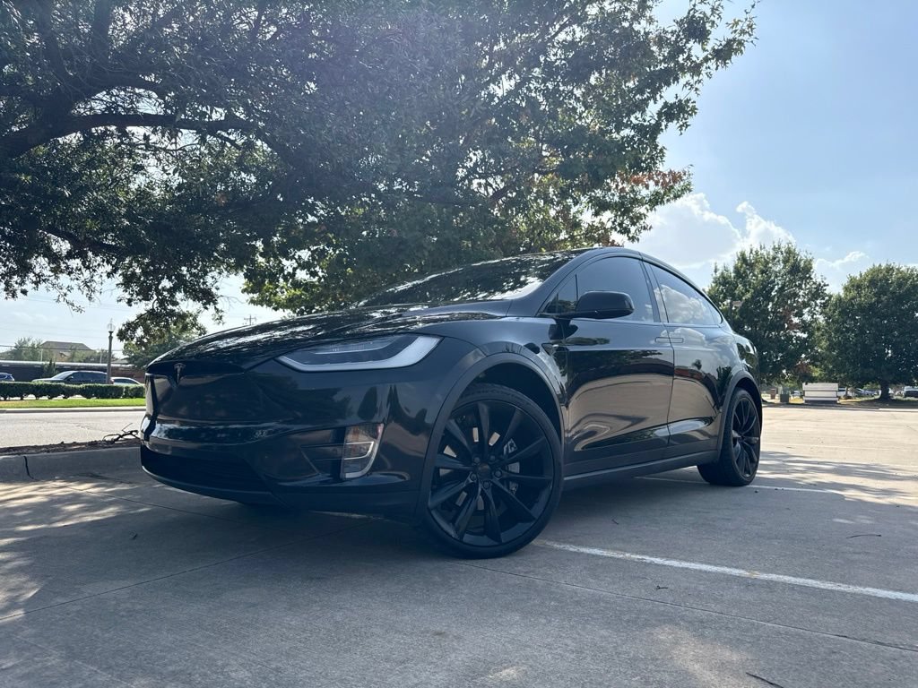 Used 2018 Tesla Model X 75D AWD/4WD image 2