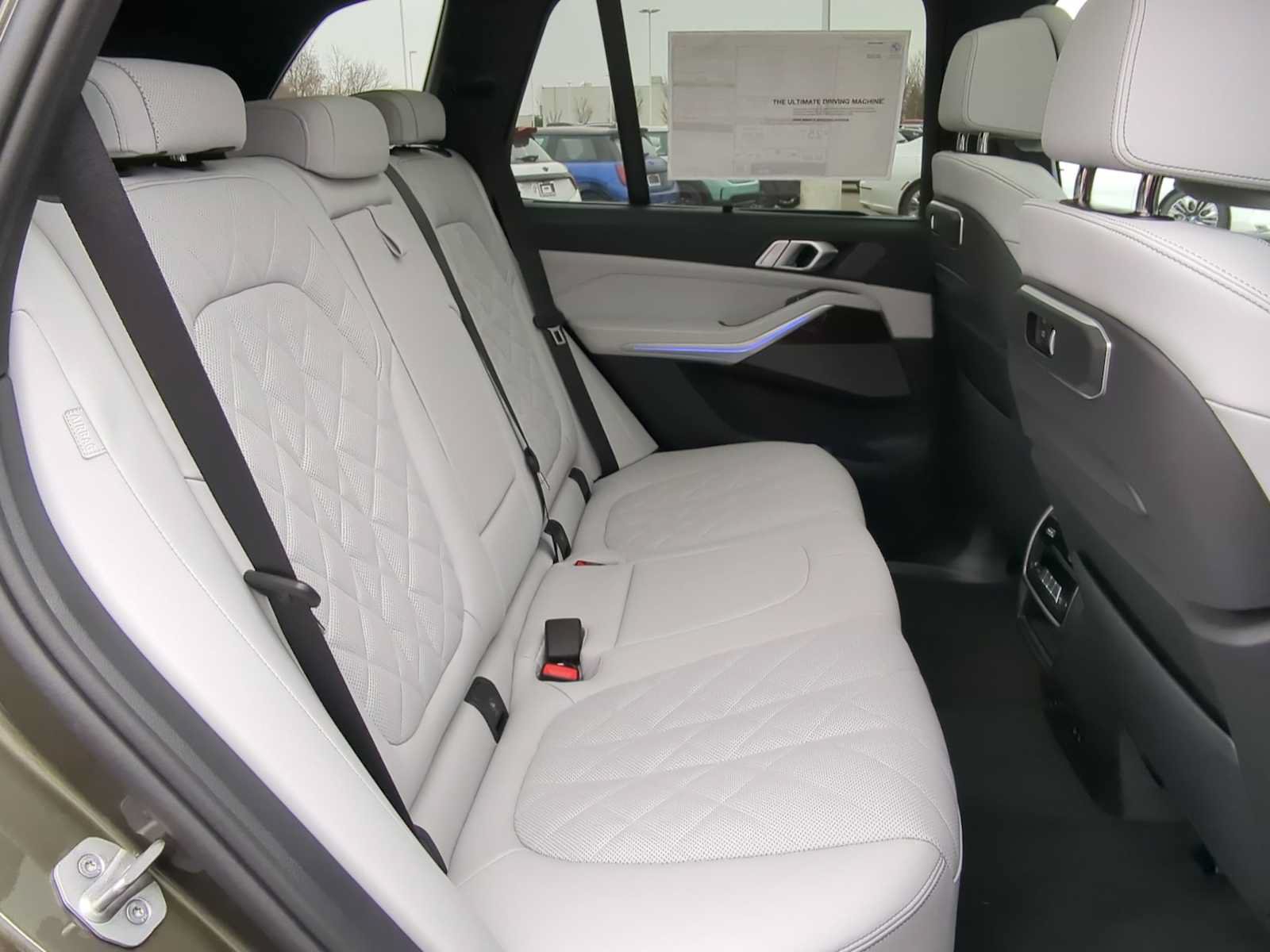 Used 2026 BMW X5 xDrive40i w/ Executive Package AWD/4WD image 22