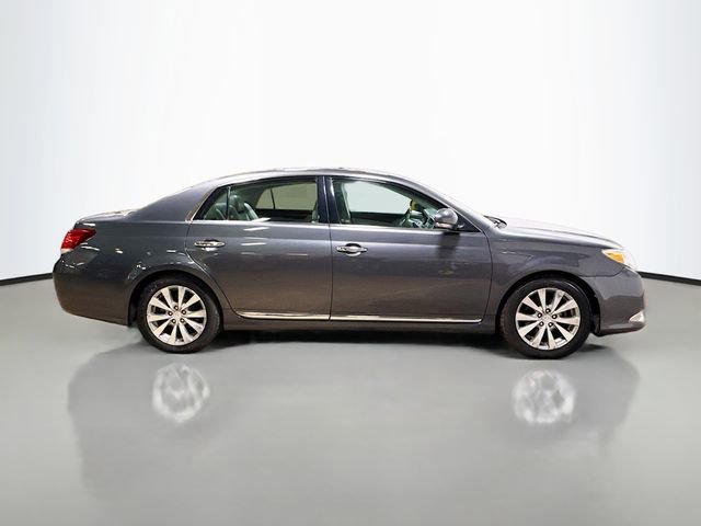 Used 2012 Toyota Avalon Limited image 6