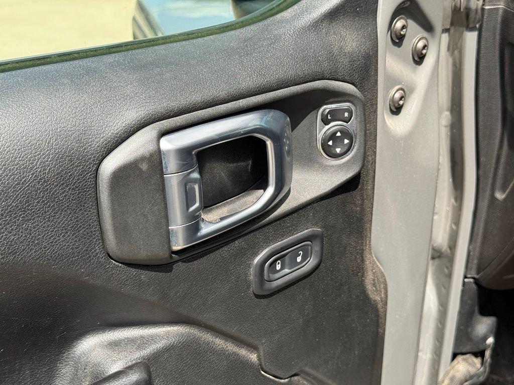 Used 2021 Jeep Gladiator Sport AWD/4WD image 11