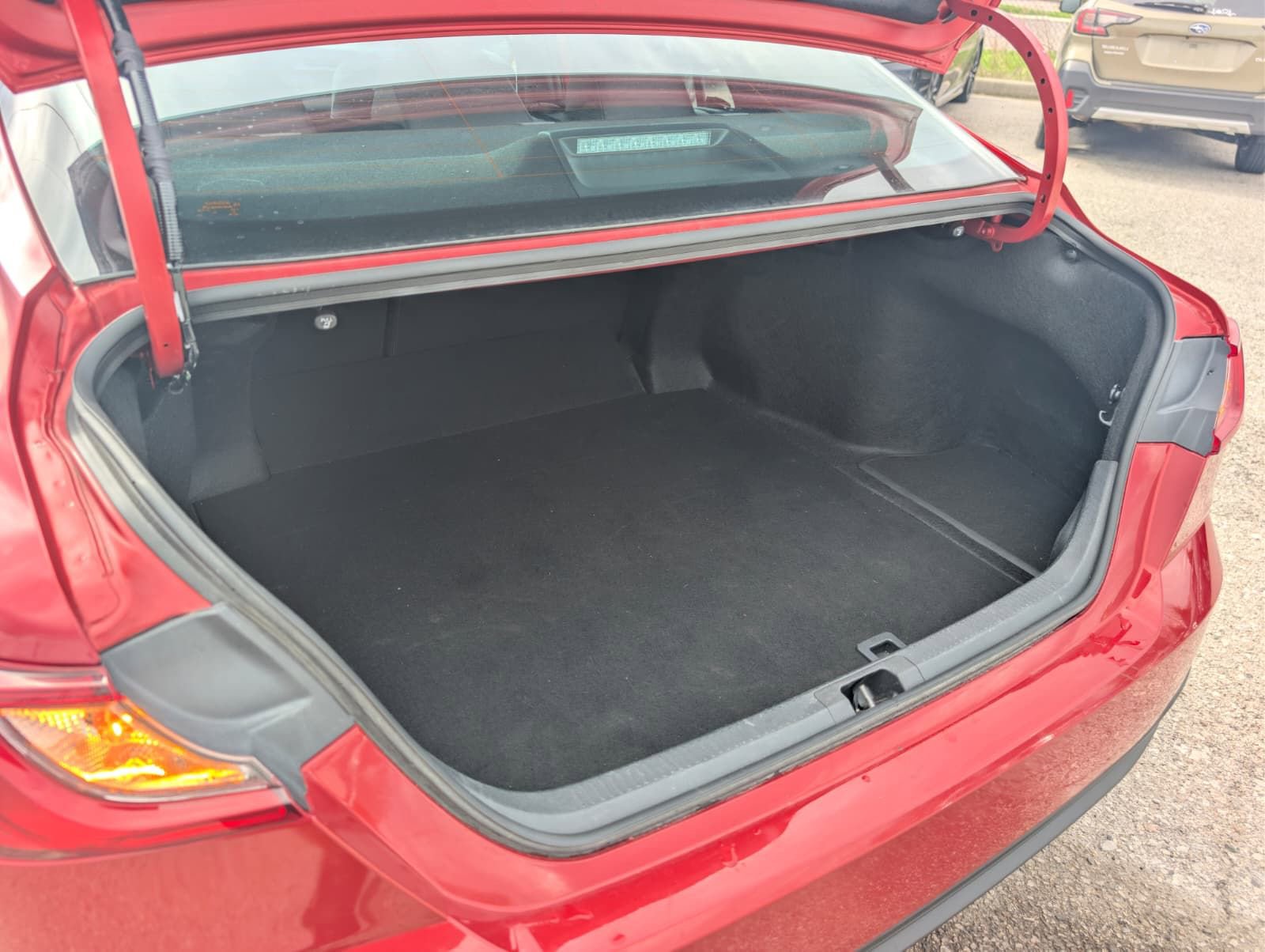 Used 2025 Toyota Camry SE FWD image 40