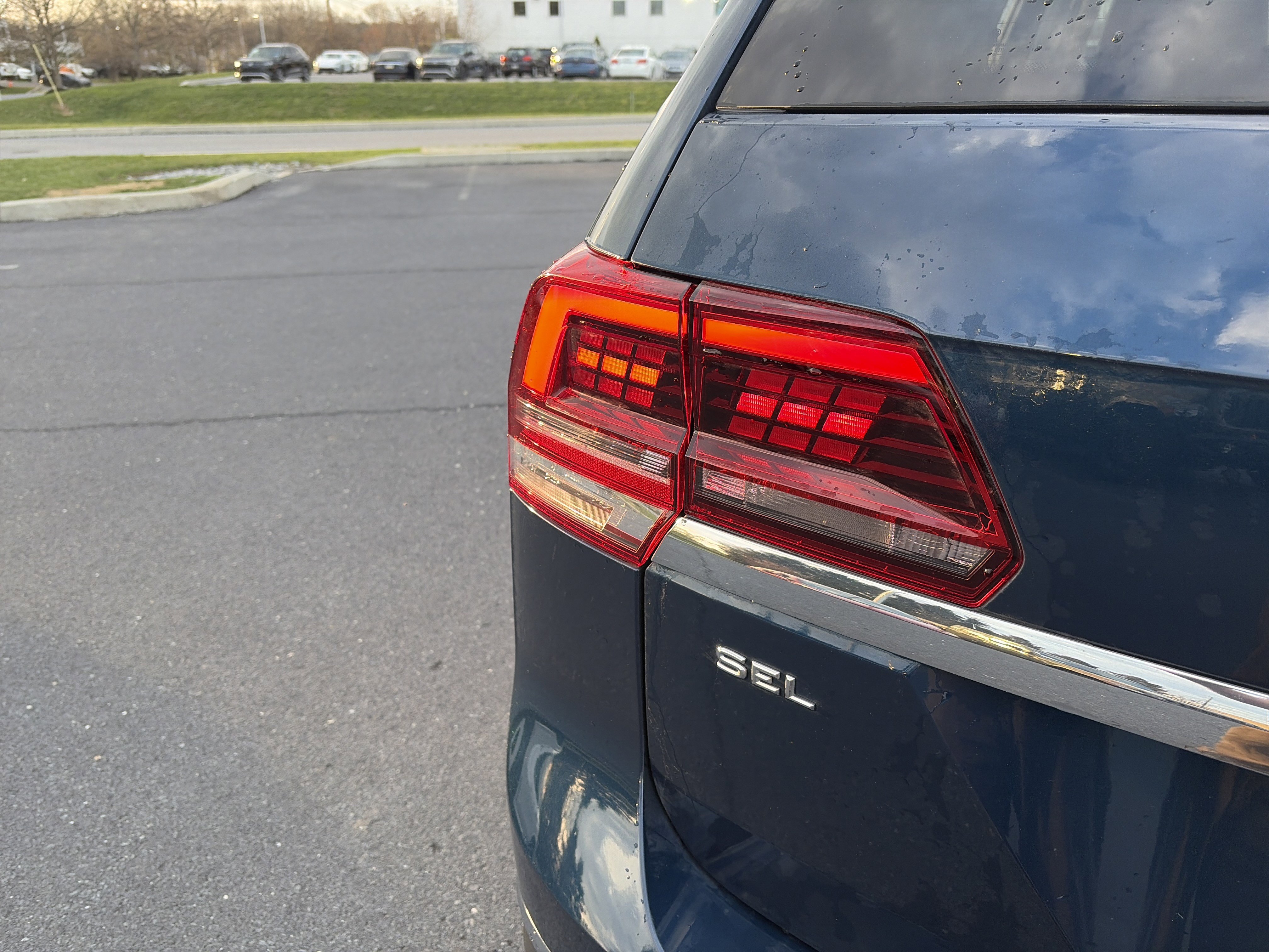 Used 2019 Volkswagen Atlas SEL image 7