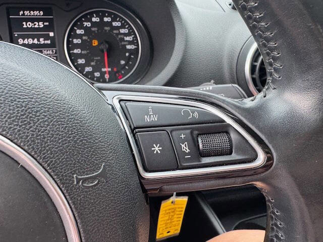 Used 2015 Audi A3 1.8T Premium image 31