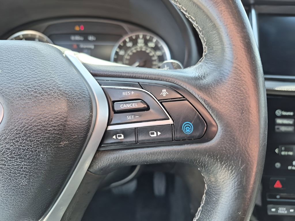 Used 2022 INFINITI QX50 Luxe w/ Appearance Package image 33