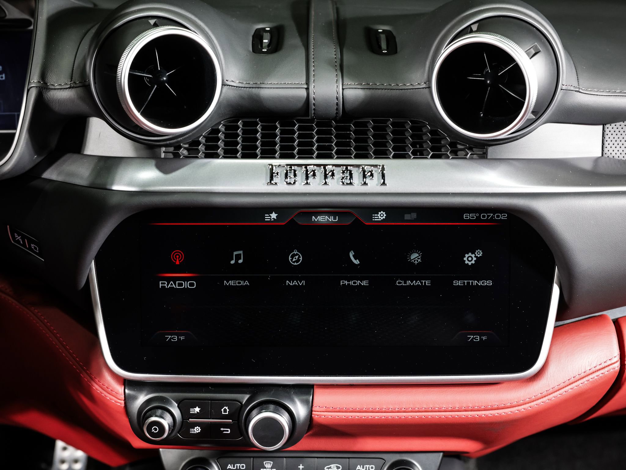 Used 2019 Ferrari Portofino image 51