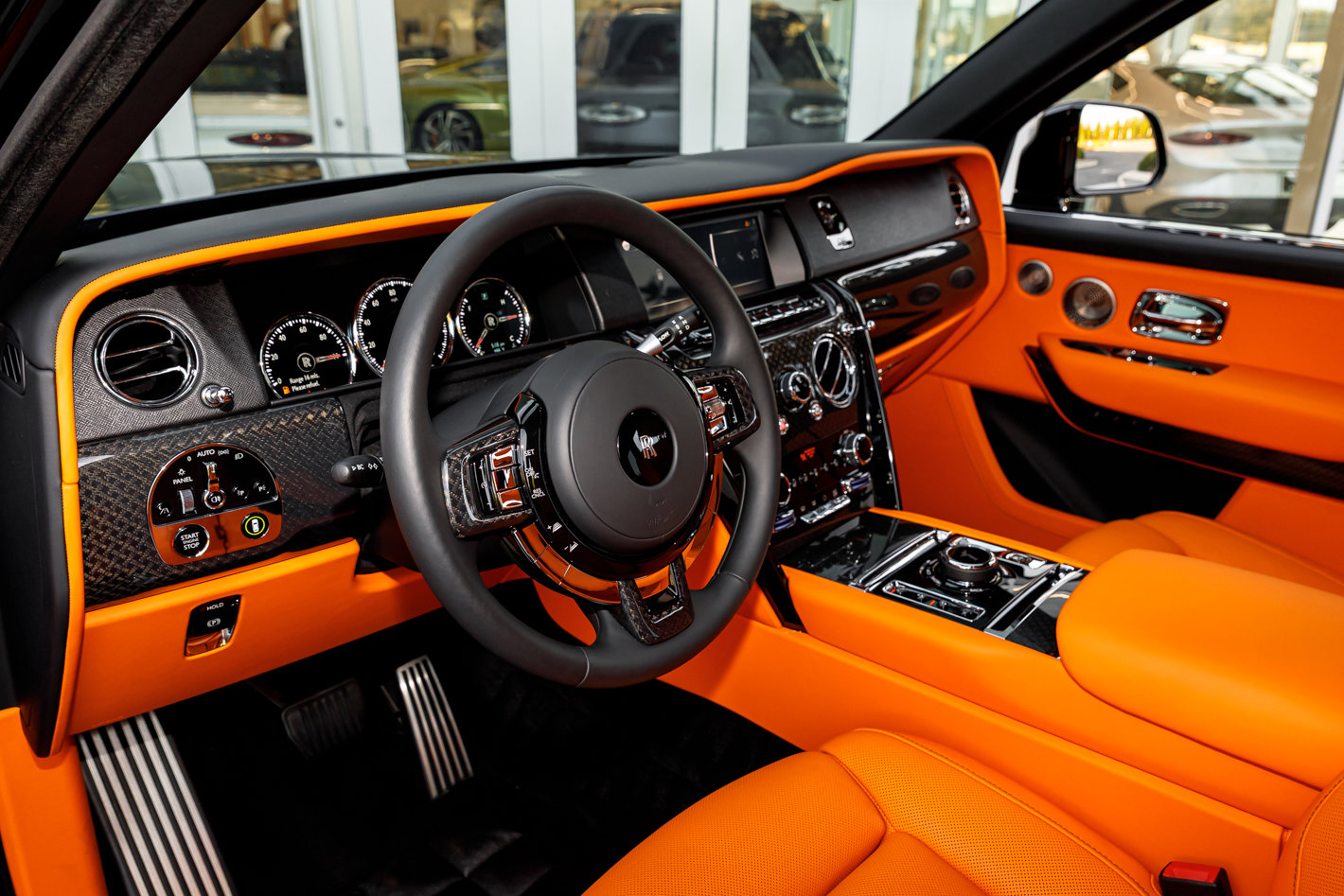 Certified 2024 Rolls-Royce Cullinan Black Badge w/ Driver's Package image 26