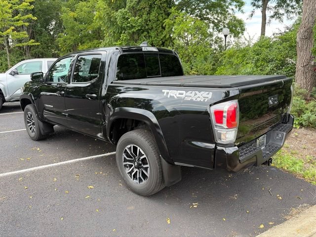 Used 2022 Toyota Tacoma TRD Sport w/ Technology Package AWD/4WD image 10