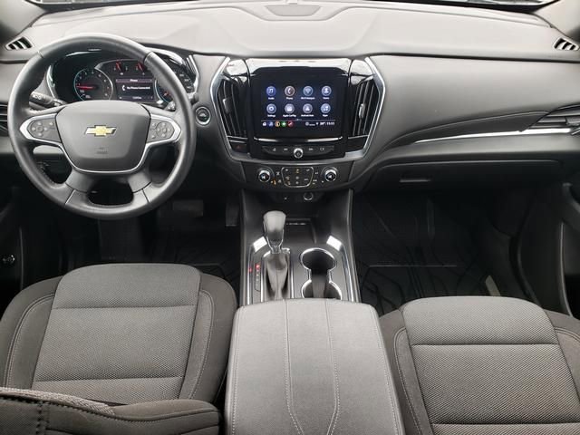 Used 2022 Chevrolet Traverse LT image 16