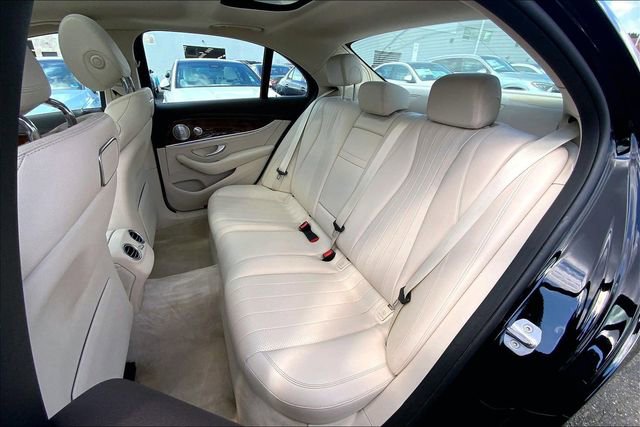 Used 2018 Mercedes-Benz E 300 4MATIC image 17