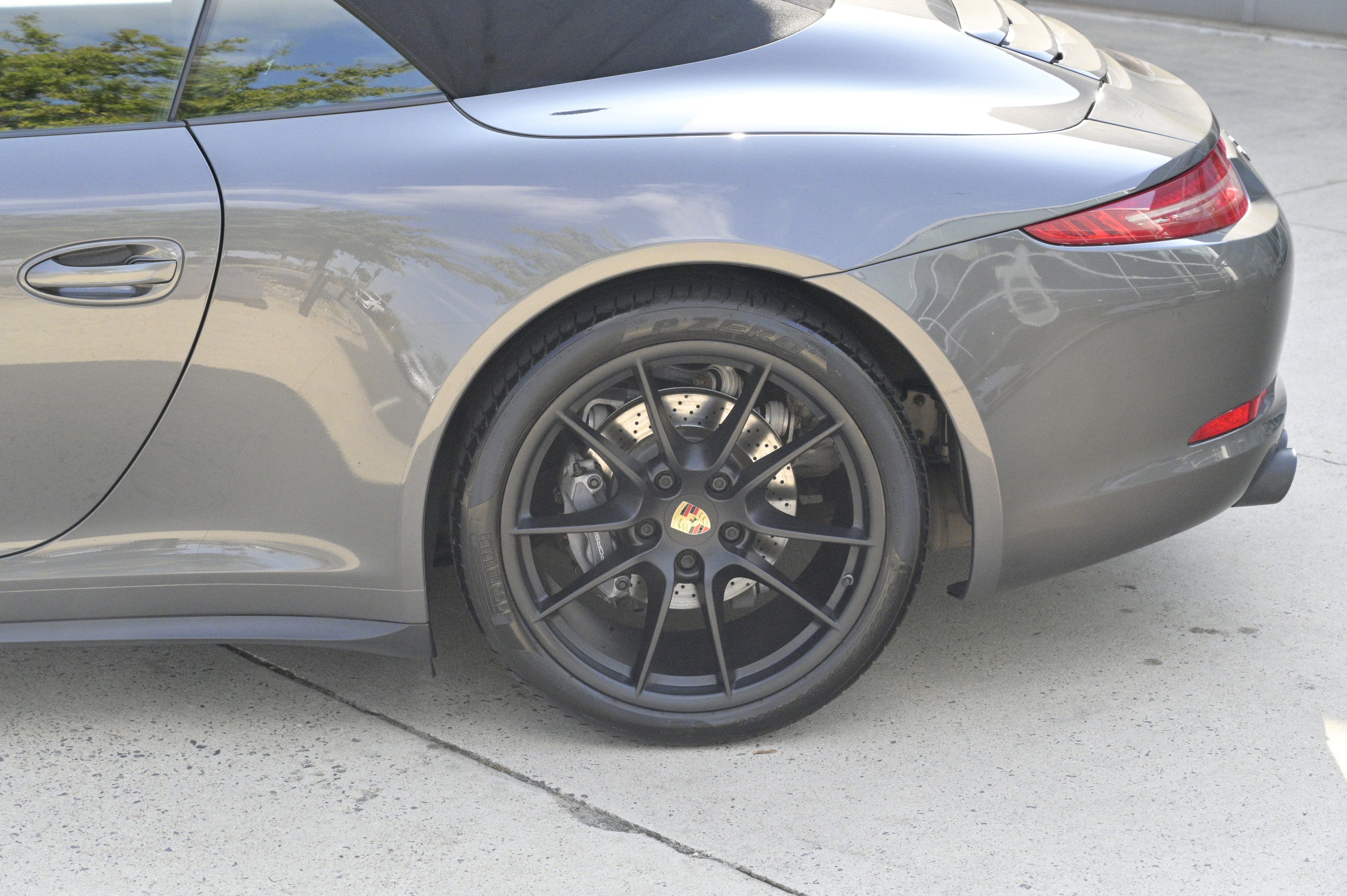 Used 2016 Porsche 911 Carrera 4 image 10