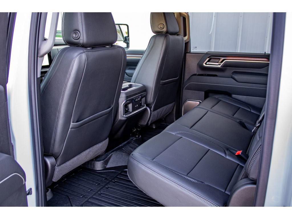 New 2026 GMC Sierra 3500 Denali w/ Denali Reserve Package image 28