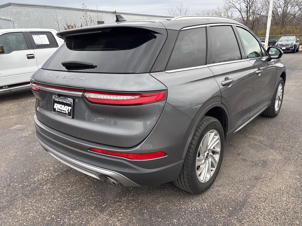 Used 2021 Lincoln Corsair AWD w/ Rear Removable Package Tray image 7