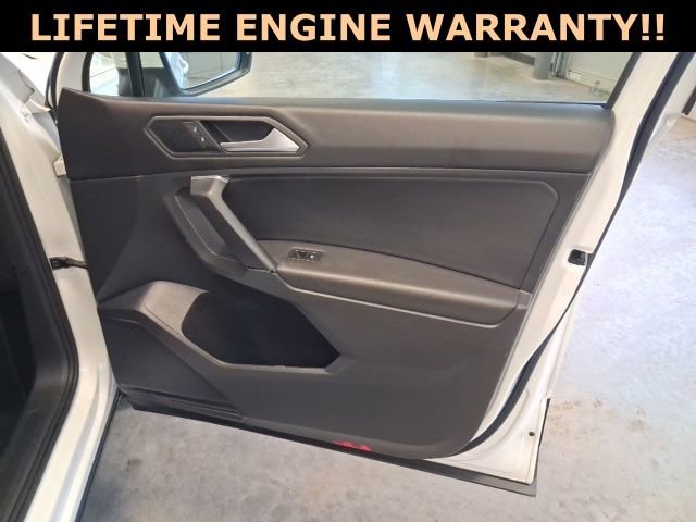 Used 2019 Volkswagen Tiguan SE image 30