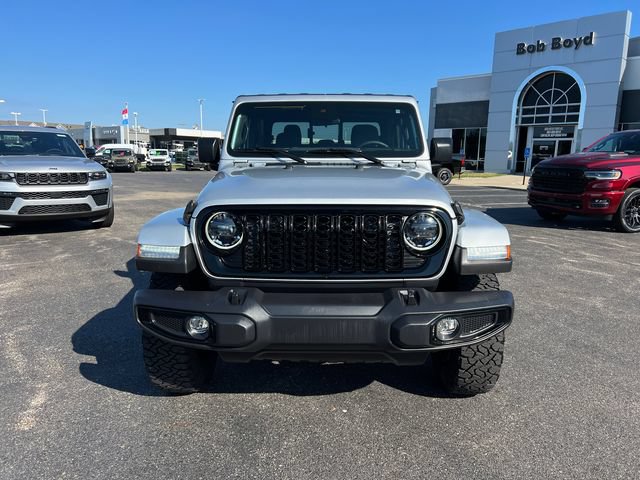 Certified 2024 Jeep Gladiator Sport AWD/4WD image 2