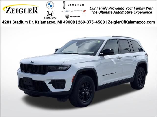 Used 2025 Jeep Grand Cherokee Altitude AWD/4WD video 1