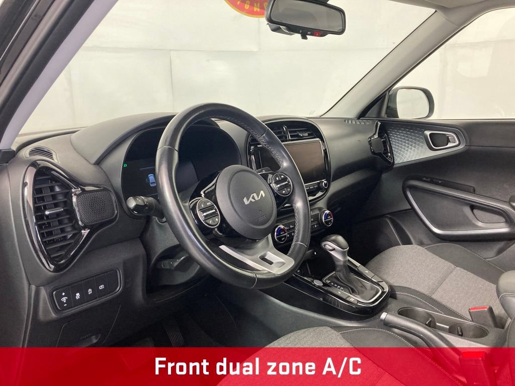 Used 2023 Kia Soul EX FWD image 13