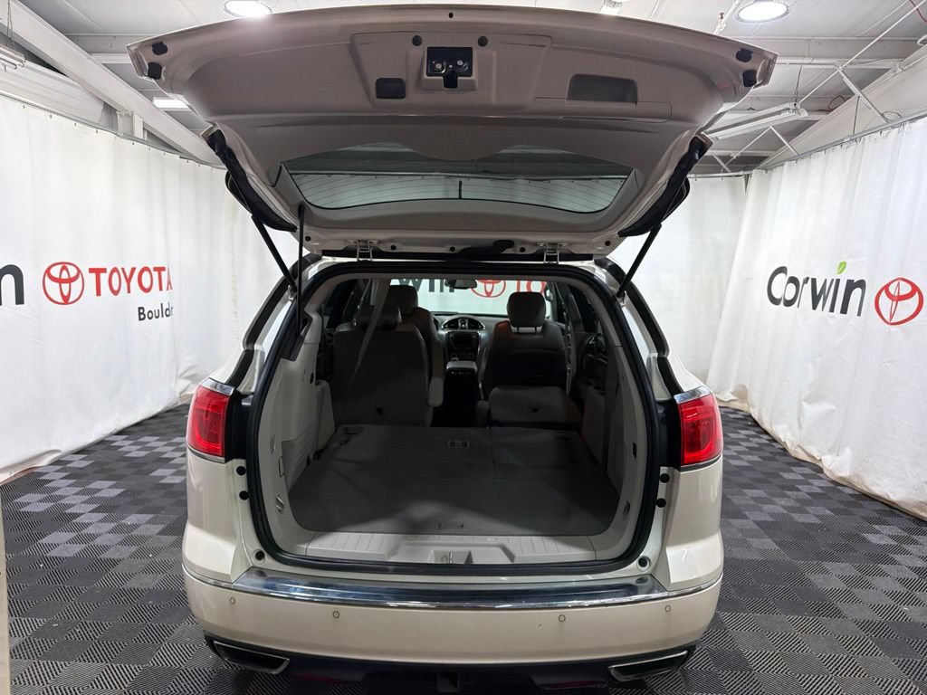 Used 2013 Buick Enclave Leather w/ Trailering Provision Package AWD/4WD image 17