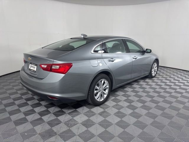 Used 2023 Chevrolet Malibu LT image 3