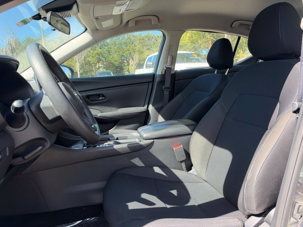 Used 2025 Nissan Sentra S FWD image 7