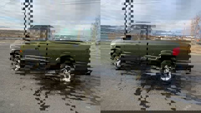 Used 2001 Chevrolet S10 Pickup LS w/ Preferred Equipment Group image 6