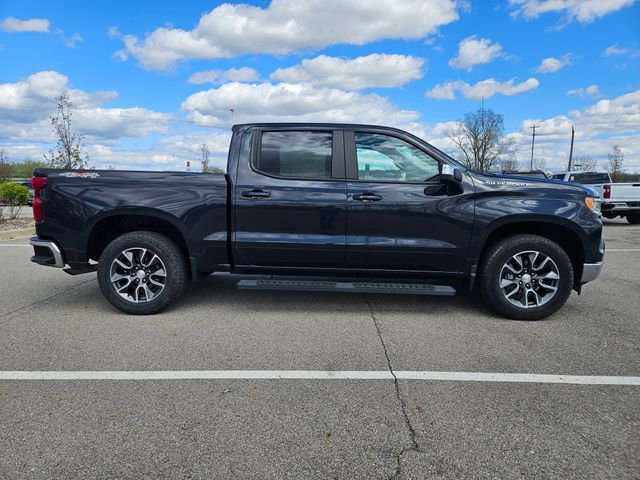 Used 2024 Chevrolet Silverado 1500 LT AWD/4WD image 8