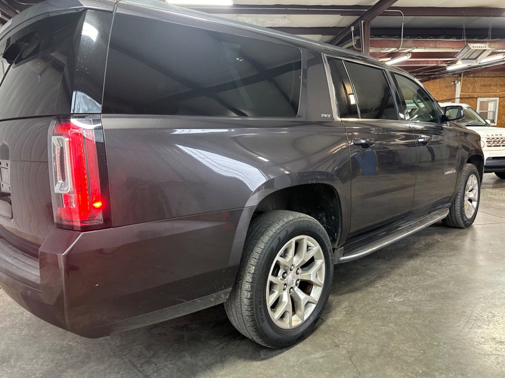Used 2015 GMC Yukon XL SLT w/ Open Road Package image 4
