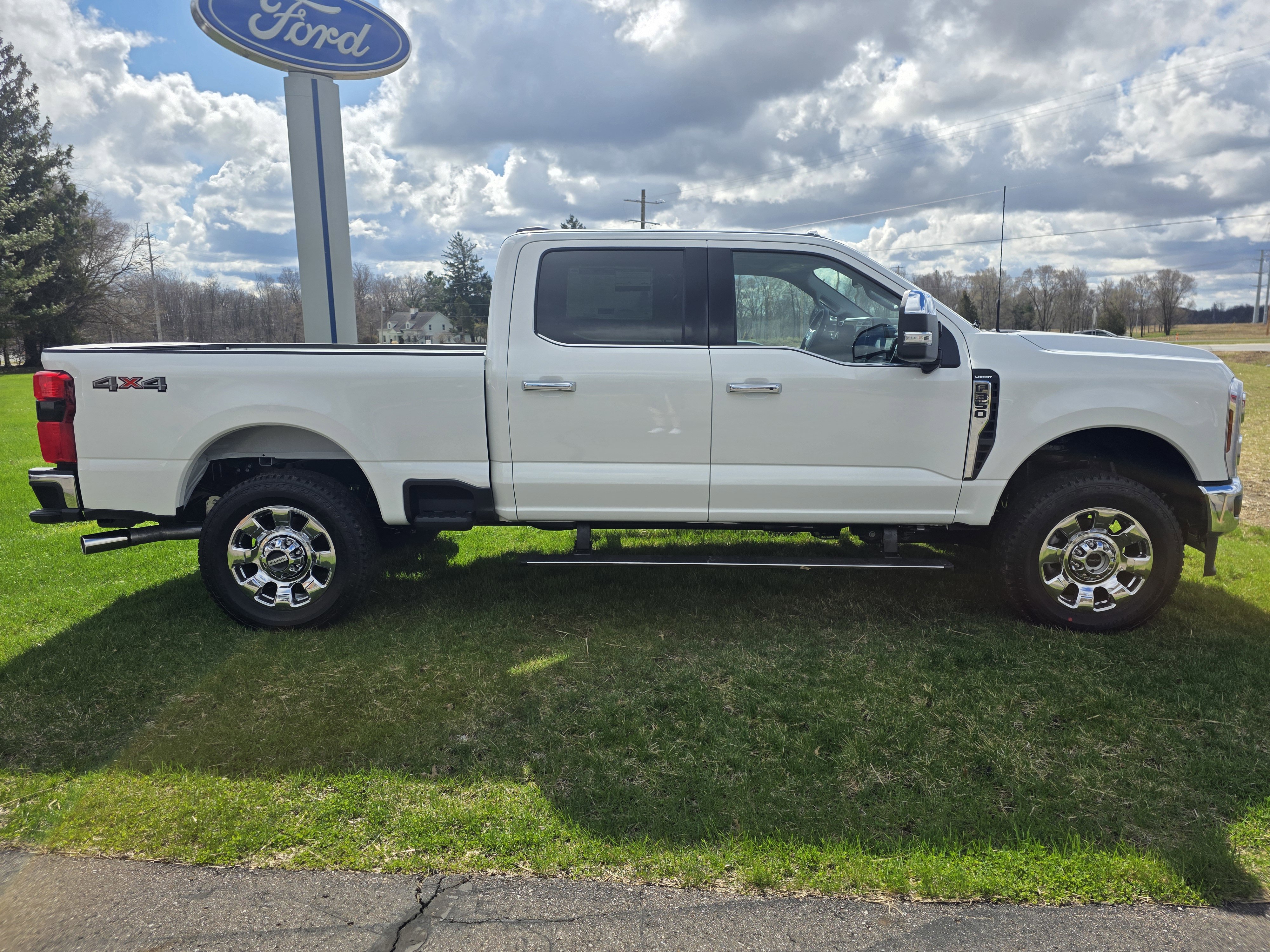 New 2026 Ford F350 Lariat w/ Lariat Ultimate Package AWD/4WD image 5