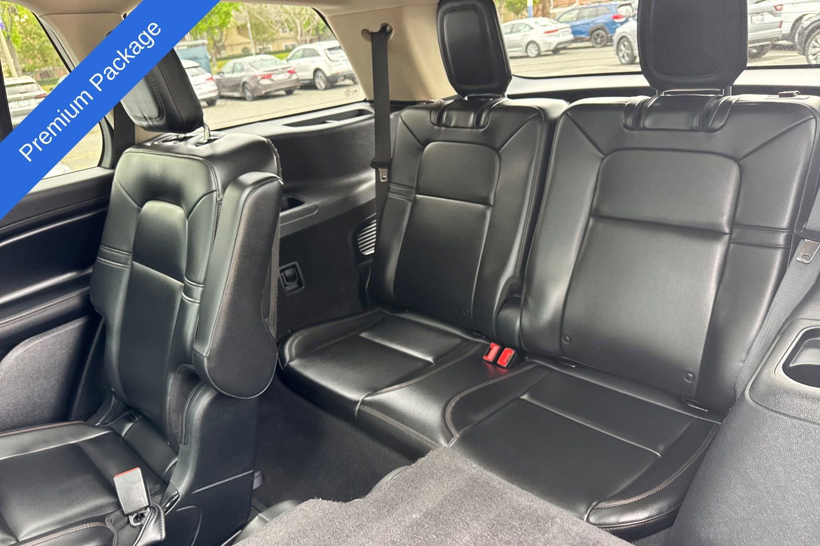 Used 2023 Lincoln Aviator w/ Premium Package image 15