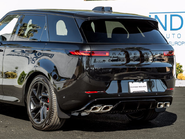 New 2026 Land Rover Range Rover Sport Dynamic SE AWD/4WD image 10