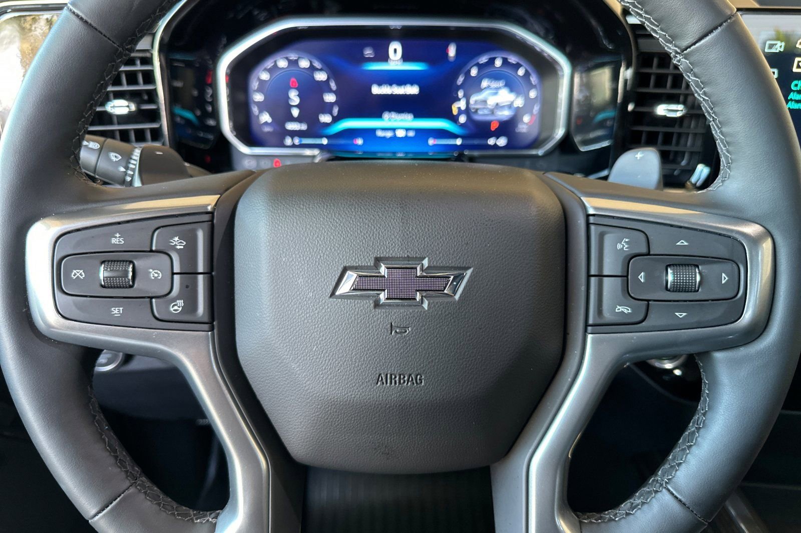 Used 2026 Chevrolet Silverado 1500 LT Trail Boss w/ LT Trail Boss Premium Package AWD/4WD image 24