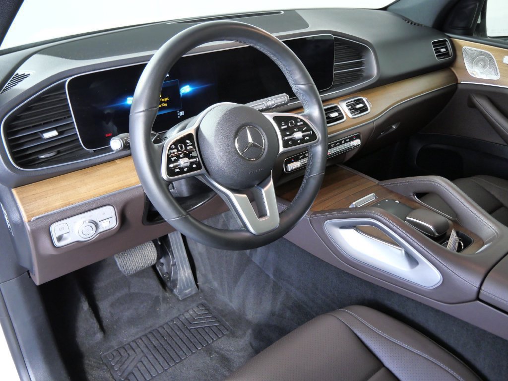Used 2021 Mercedes-Benz GLE 450 4MATIC image 3